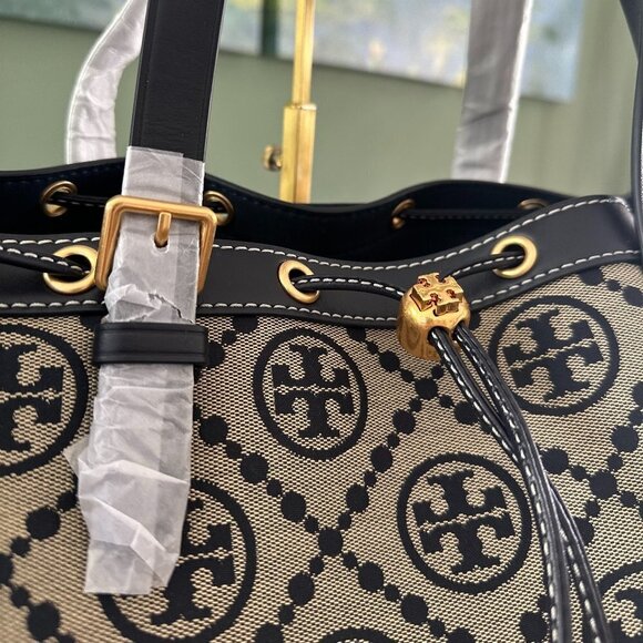 NEW! Tory Burch Jacquard Drawstring Tote -Large Navy NWT & dustbag - Picture 7 of 14
